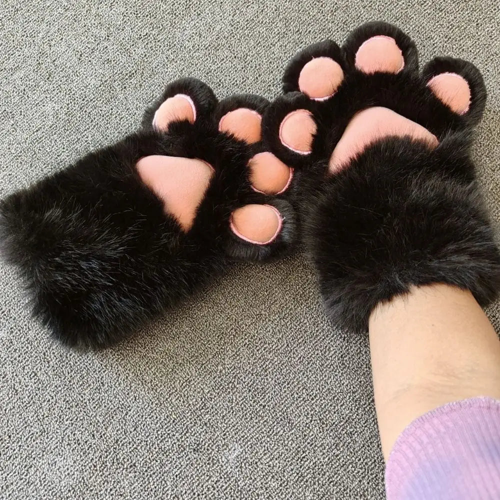 Plush Grey Faux Fur Cat Paw Mittens - Image 4